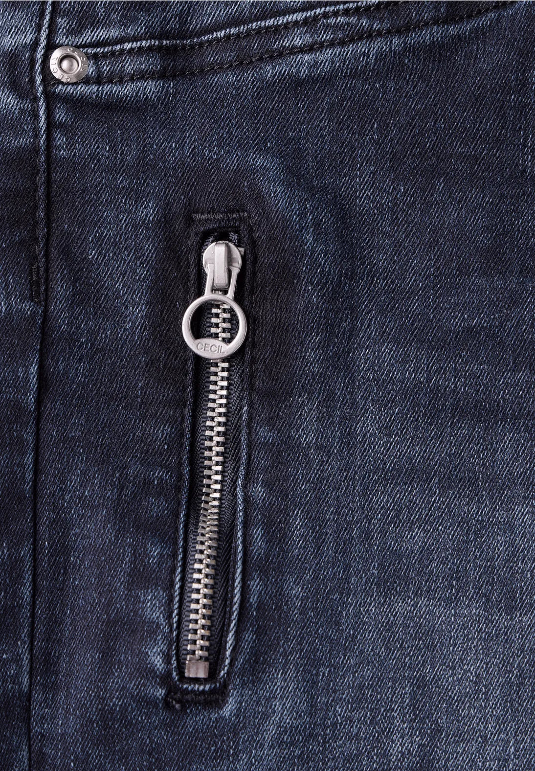 TEJANO SLIM FIT CON DETALLE CREMALERA