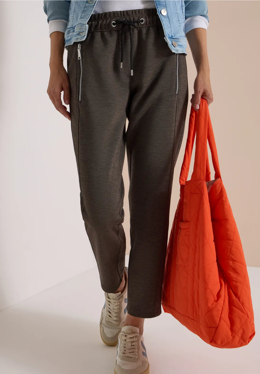 PANTALONES TIRO MEDIO DETALLES CON CREMALLERA CECIL