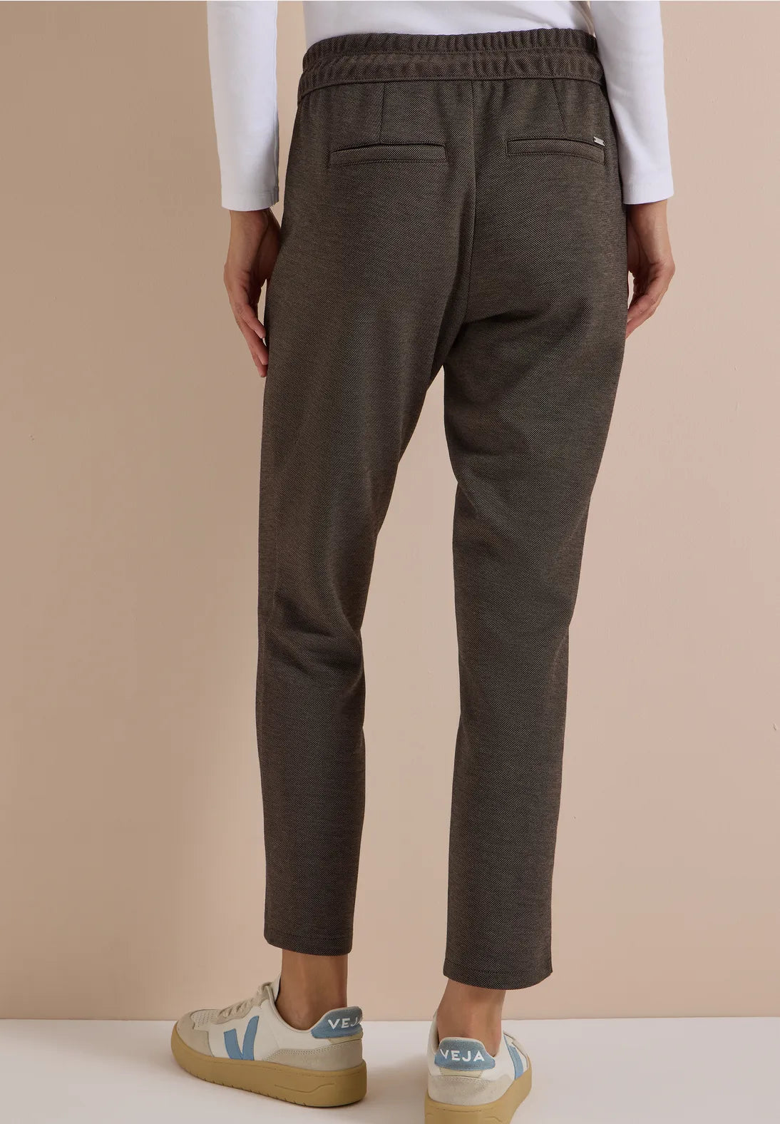 PANTALONES TIRO MEDIO DETALLES CON CREMALLERA CECIL