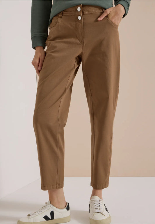 PANTALONES 5 BOLSILLOS CORTE HOLGADO MARRON CECIL