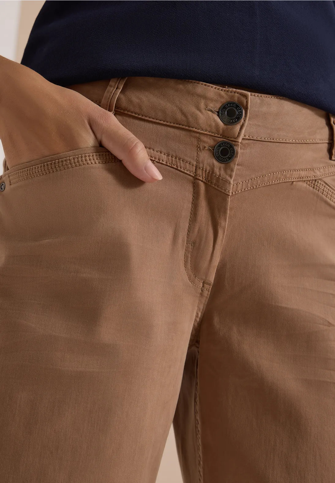 PANTALONES MARRONES ASPECTO LAVADO CECIL