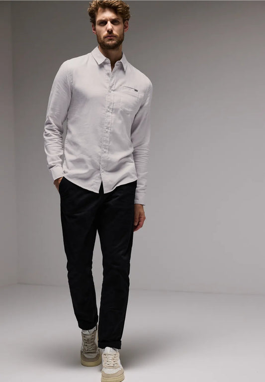 CAMISA ENTALLADA CON BOLSILLO