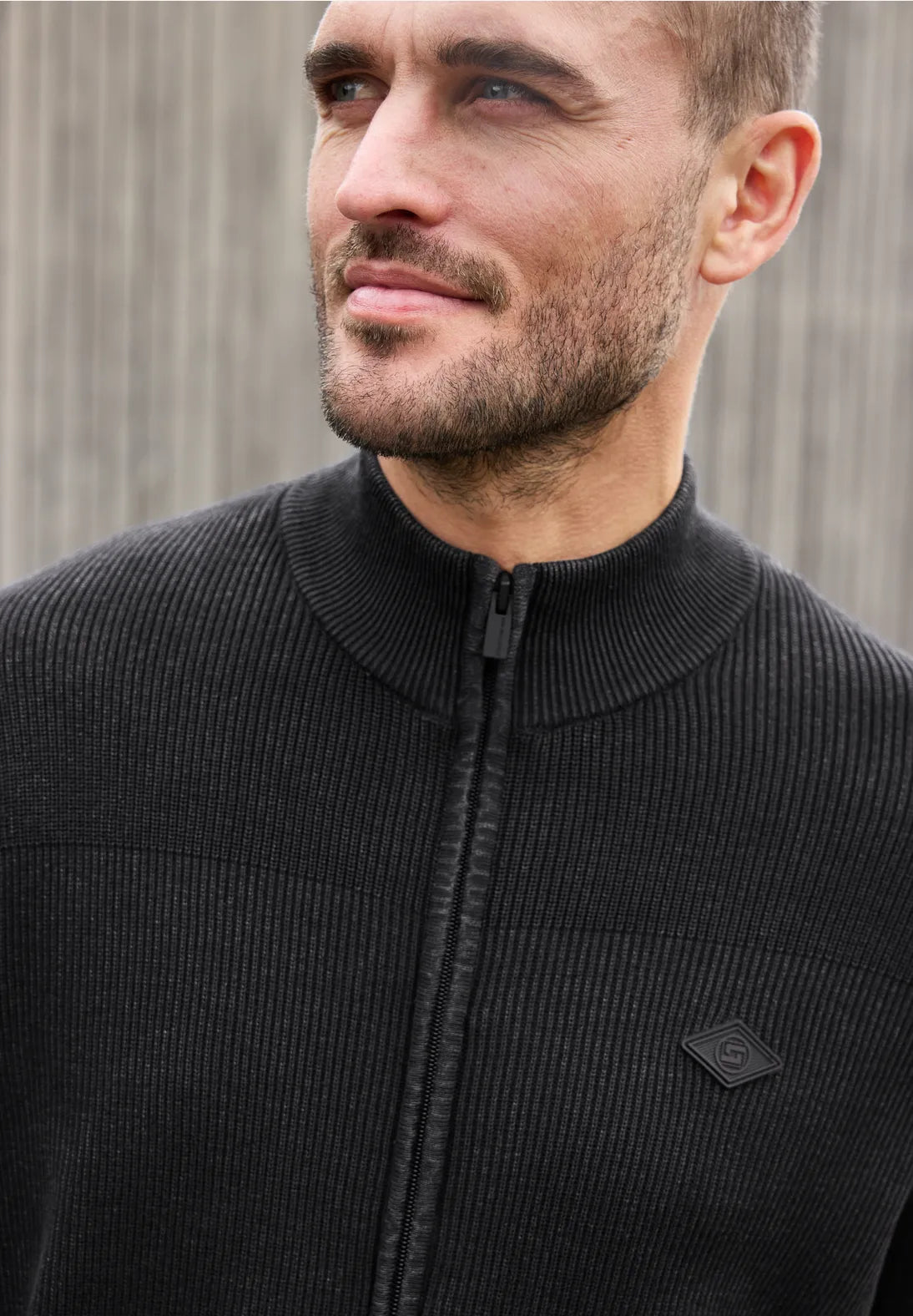 Cardigan de punto liso street one. EspritCalafell
