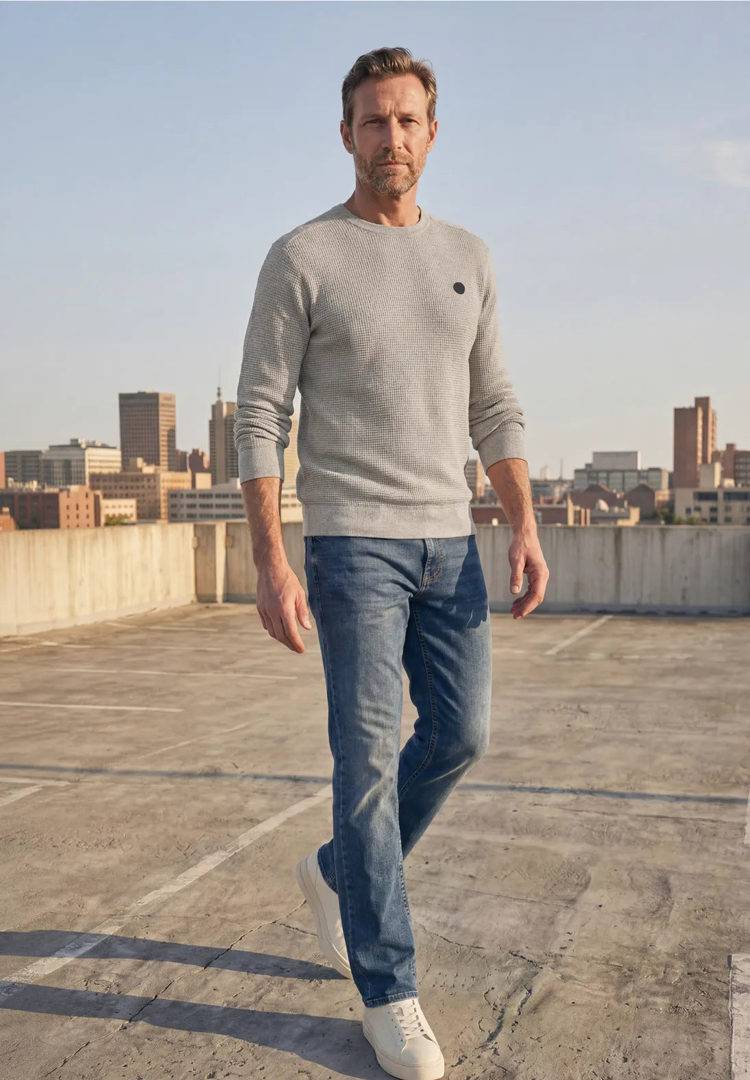 JERSEY CON TEXTURA EN BEIGE STREET ONE MEN