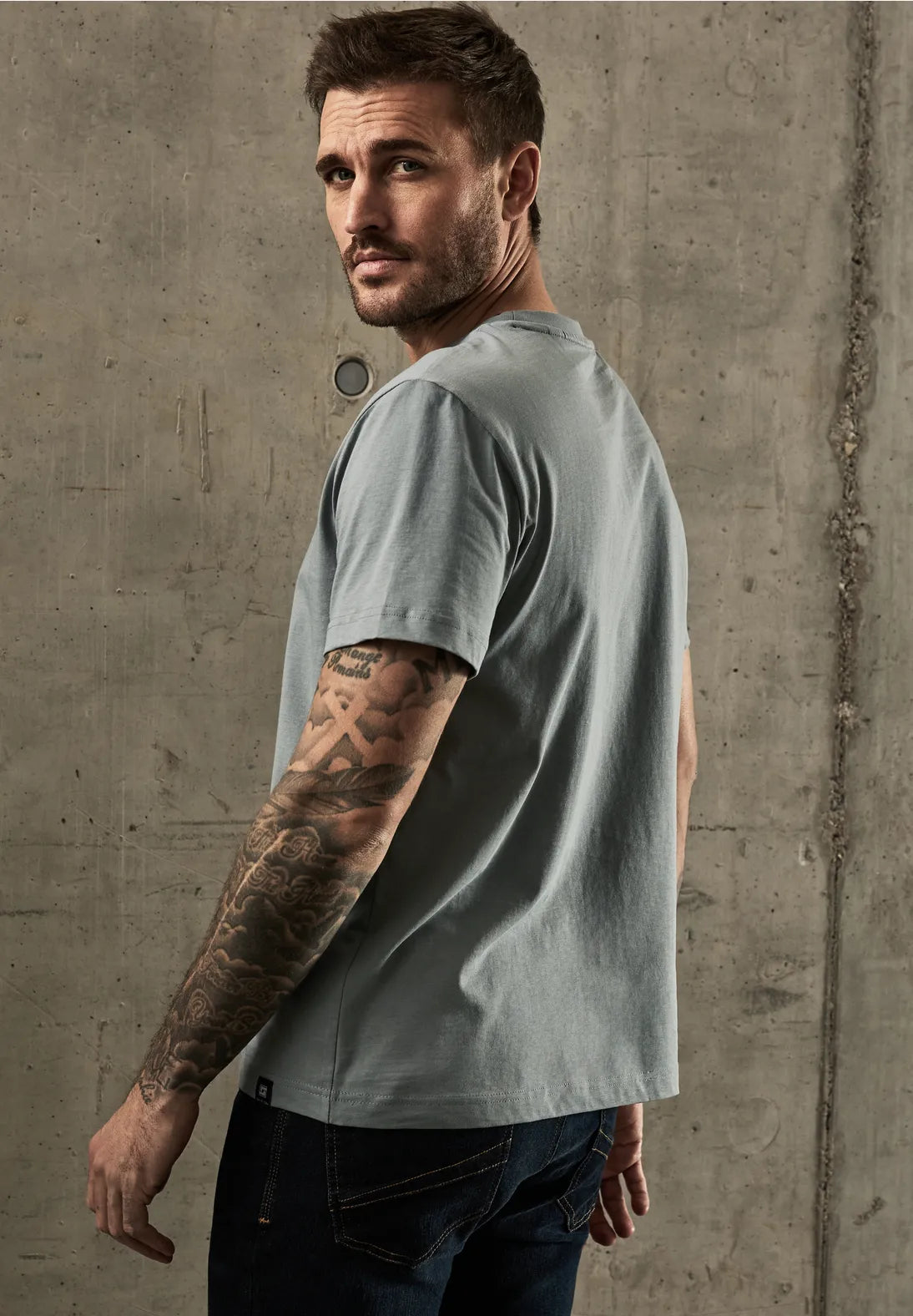 CAMISETA BASICA MANGA CORTA SILVER GREEN (Copia)
