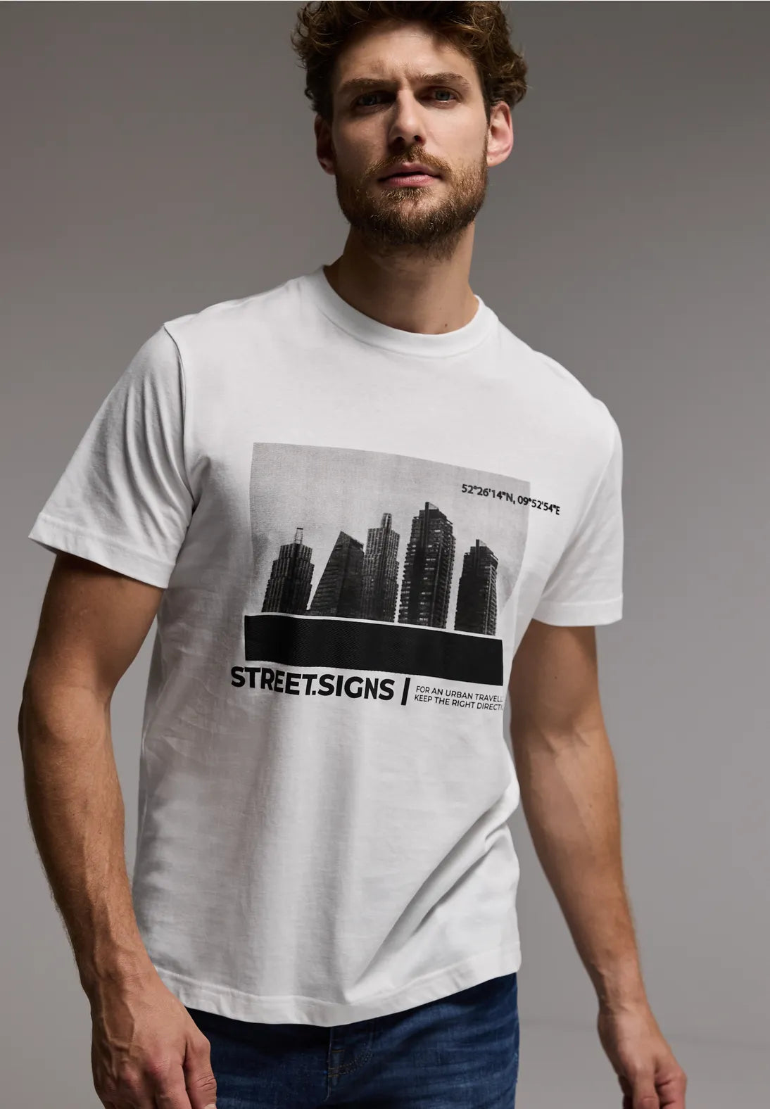 CAMISETA DE MAGA CORTA CUELLO REDONDO