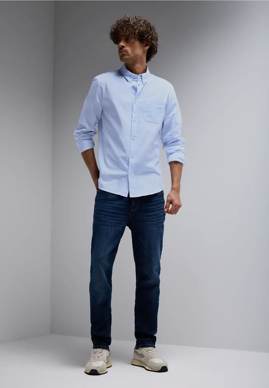 CAMISA DE ALGODON ENTALLADA CON BOLSILLO