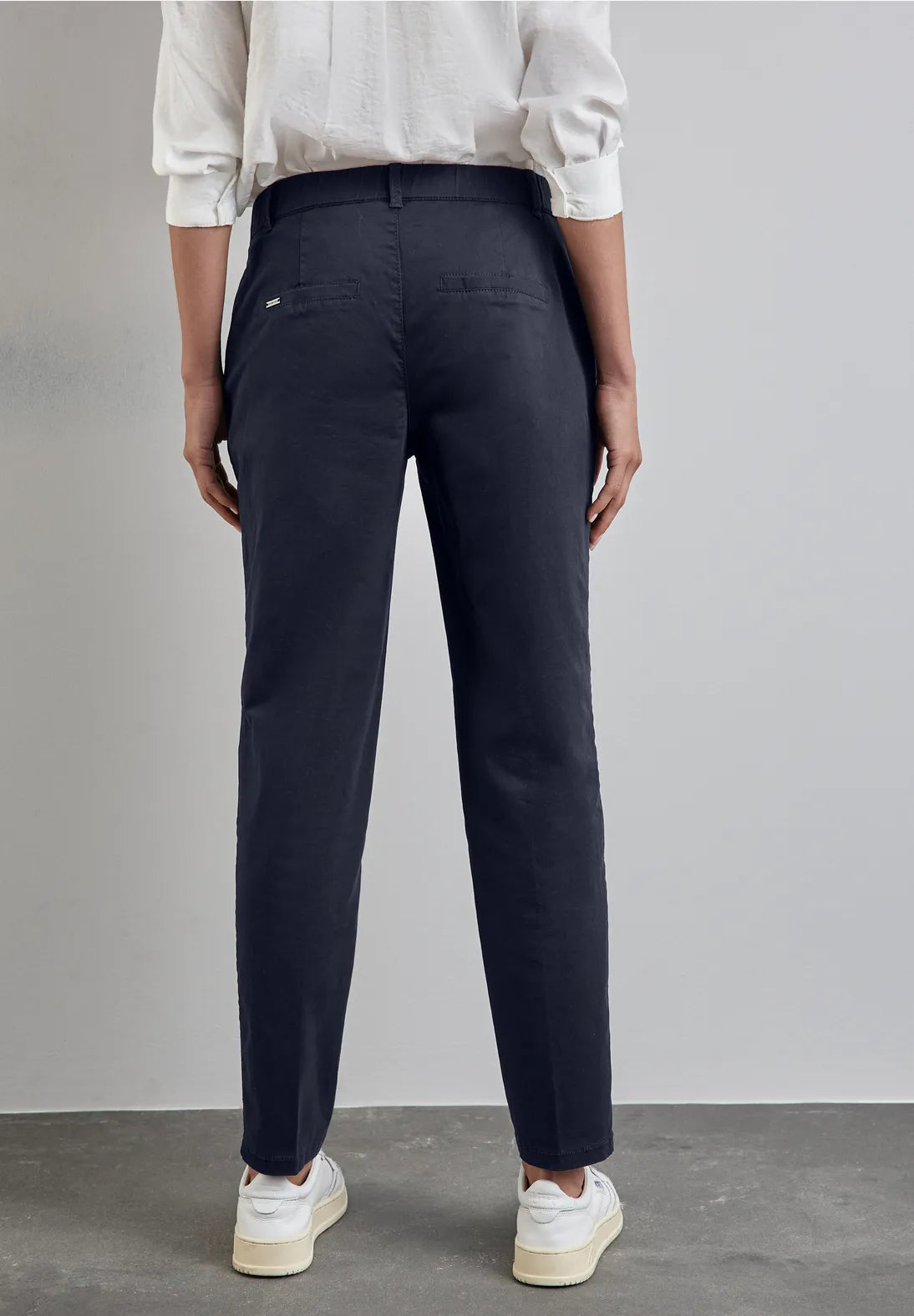 PANTALON TIPO CHINO ELASTICO
